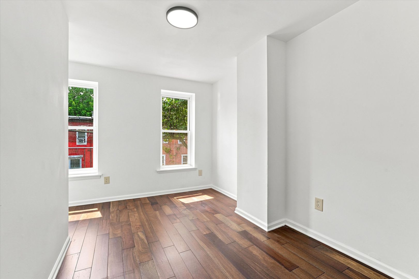2Br 3Ba Home East Kensington – photo 5