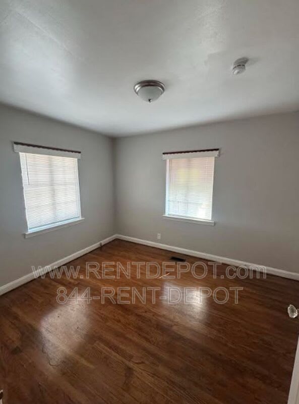 1803 N. Heidelbach – photo 5