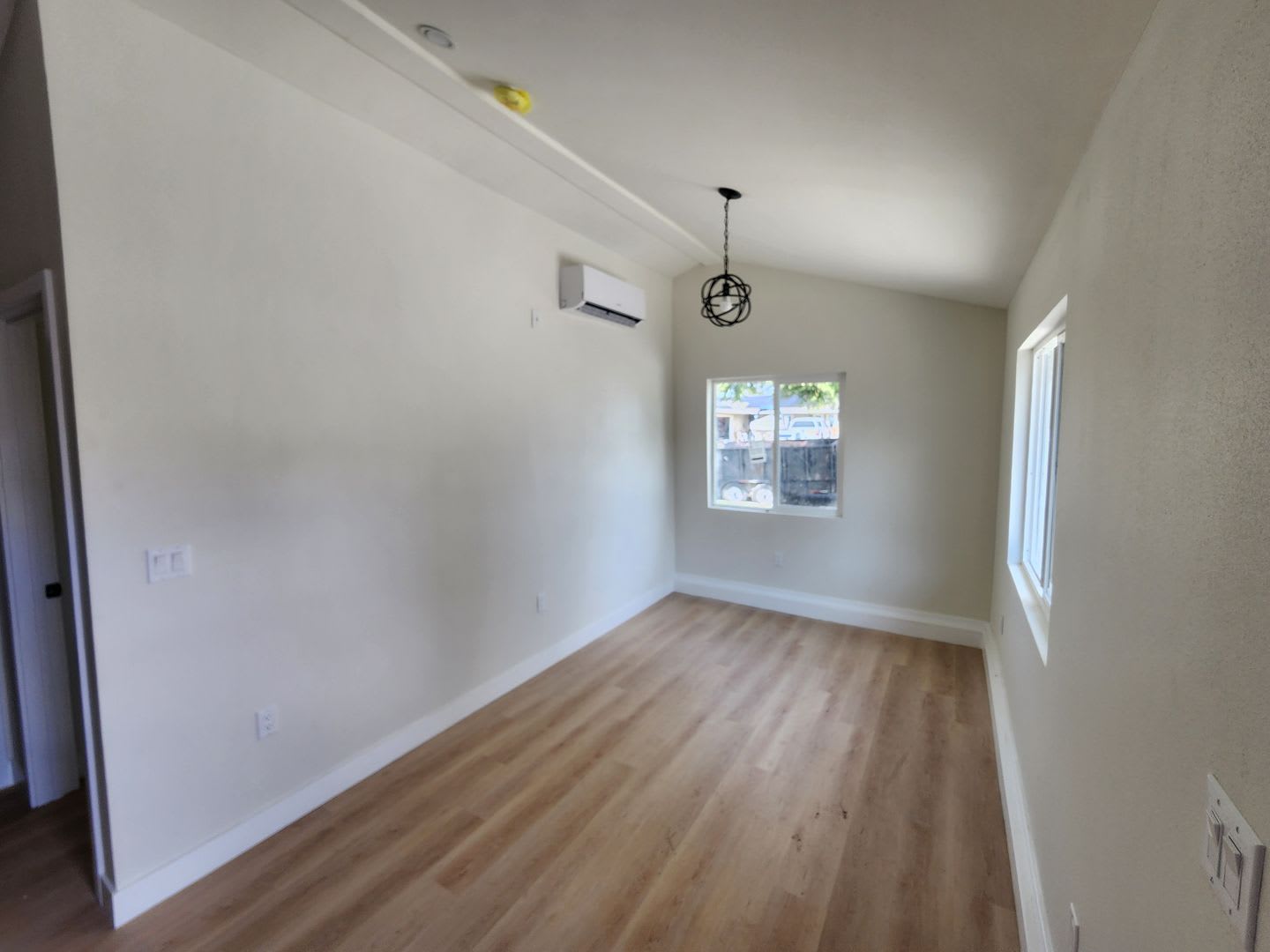 Beatiful Remodeled 1 Bed, 1 Bath ADU! – photo 5