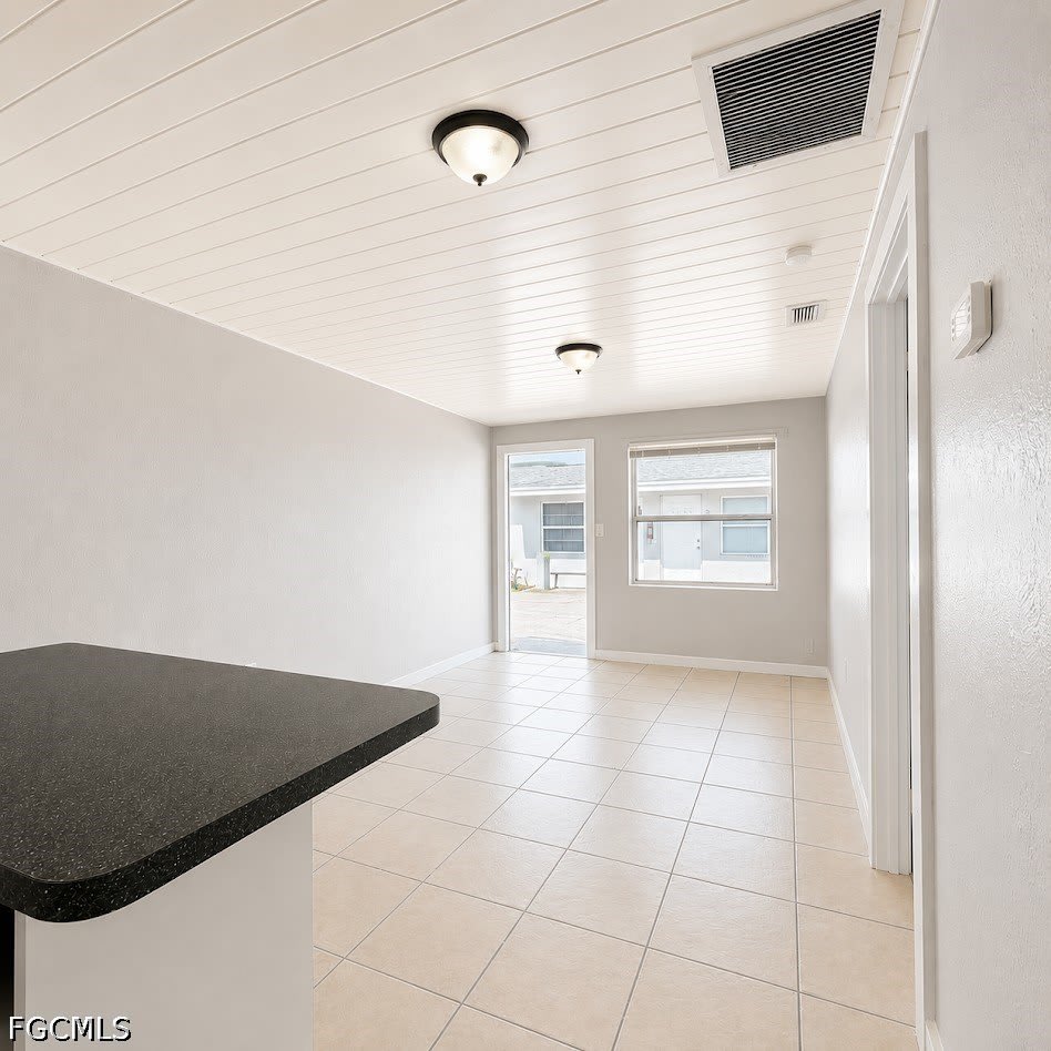 3240 Dora Street – photo 3