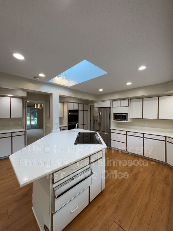 7420 Hyde Park Cir – photo 1