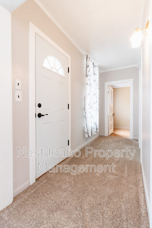 1719 North 9th Street – photo 2