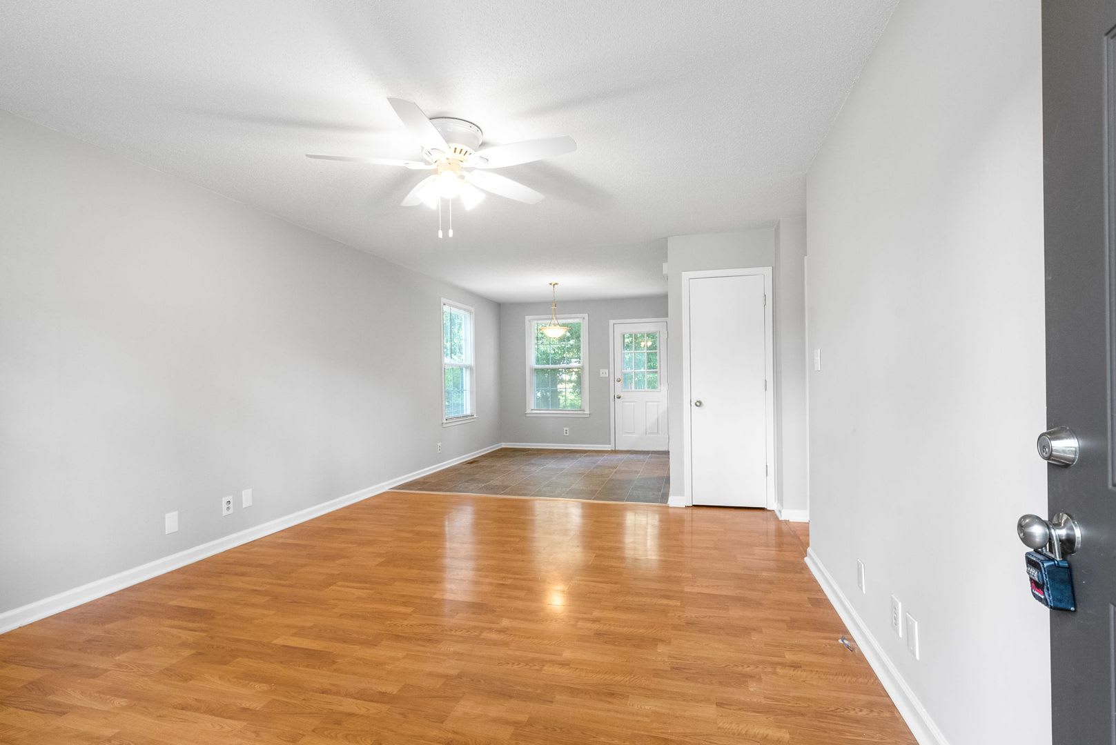 3 Bedroom Pet Friendly Home For Rent! – photo 3