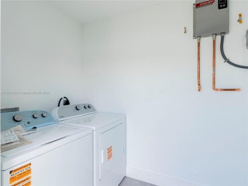 1181 NE 202nd St – photo 2