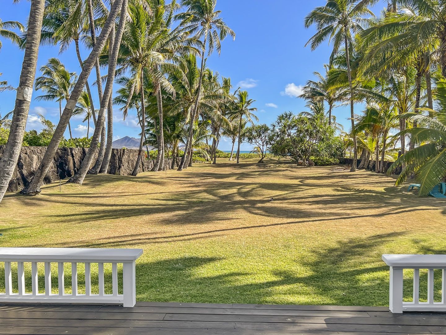 Peaceful Oceanfront Home Near Downtown Kailua w/ BBQ & AC: Kai Mele – photo 4