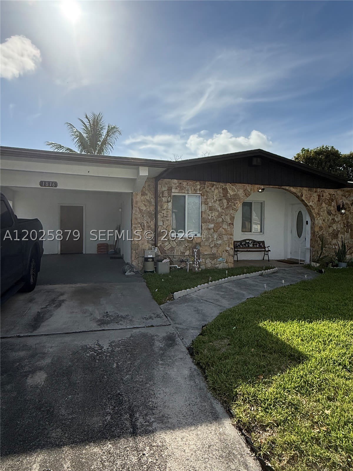 1816 Nw 25Th Ter – photo 2