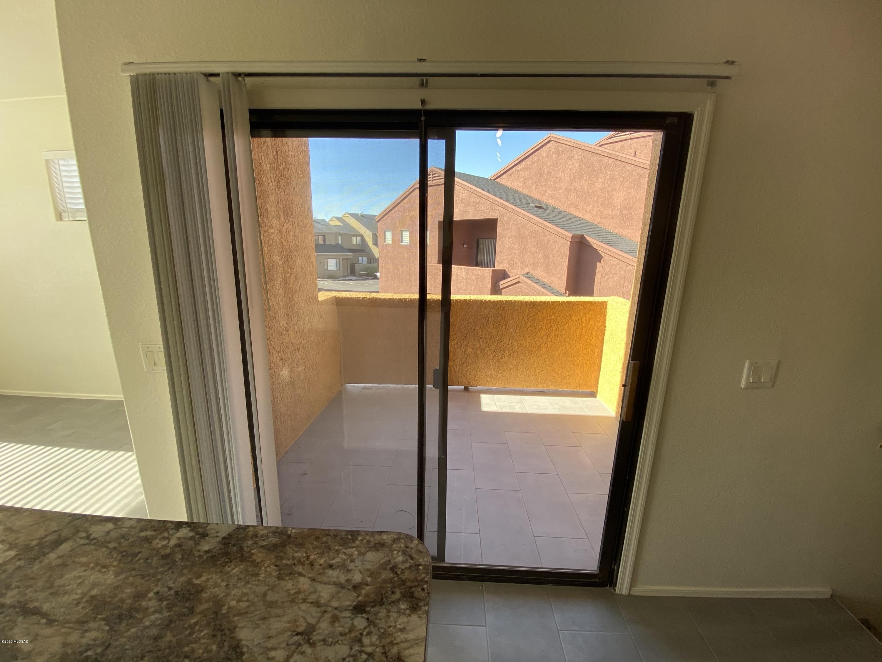 1262 E Weimer Circle – photo 4
