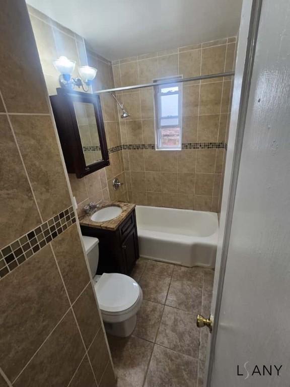 192-10 39th Avenue – photo 3