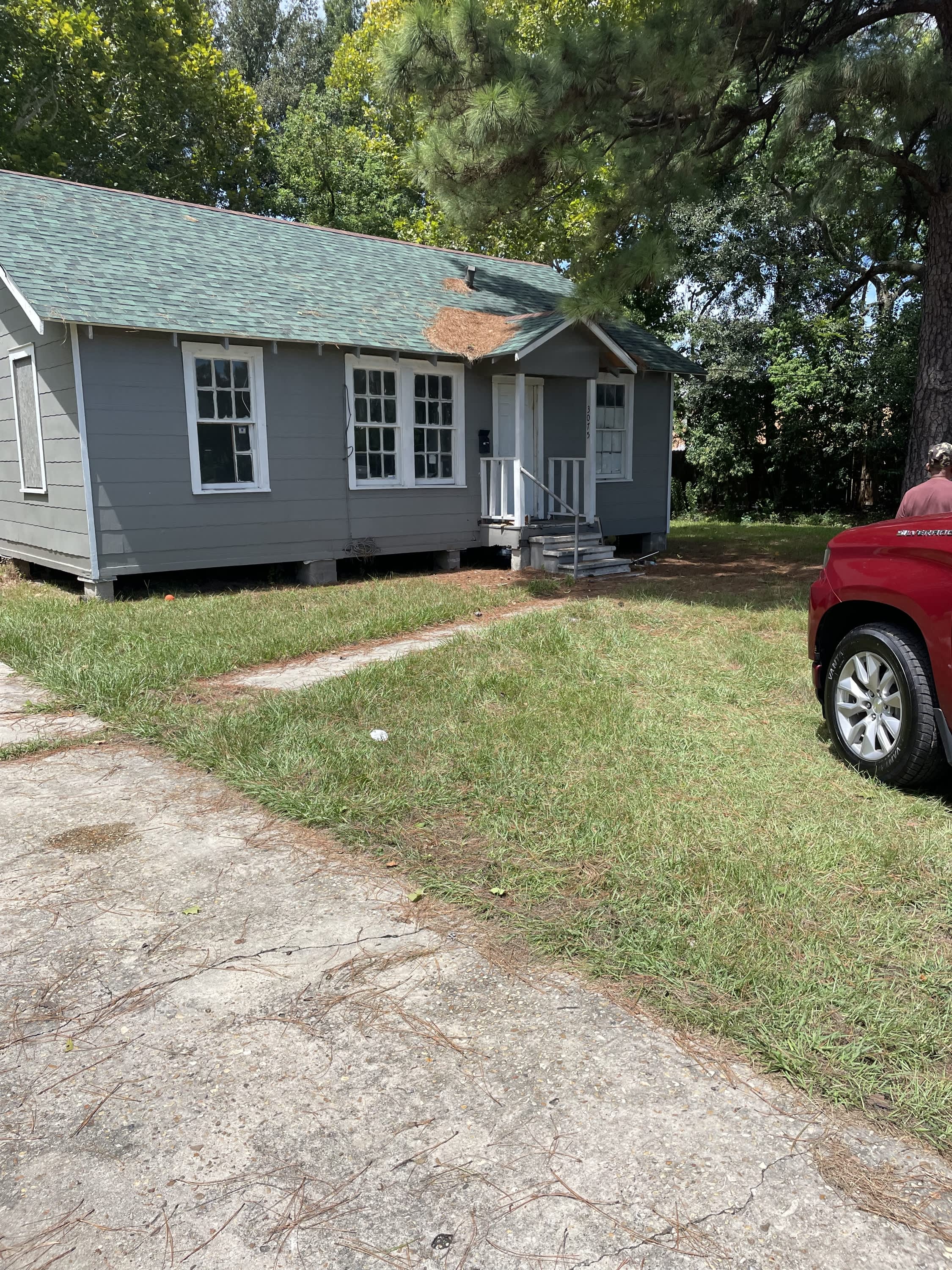 3075 Victoria Drive – photo 1