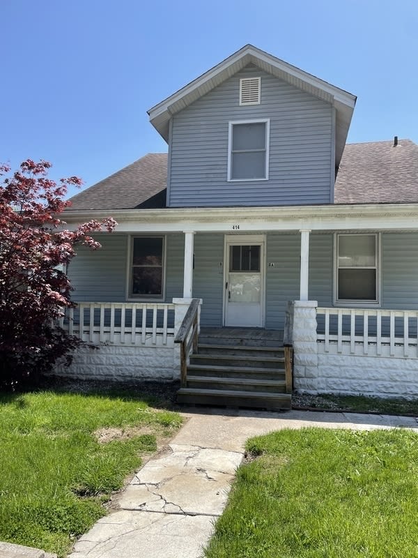 414 S 10th St – photo 1