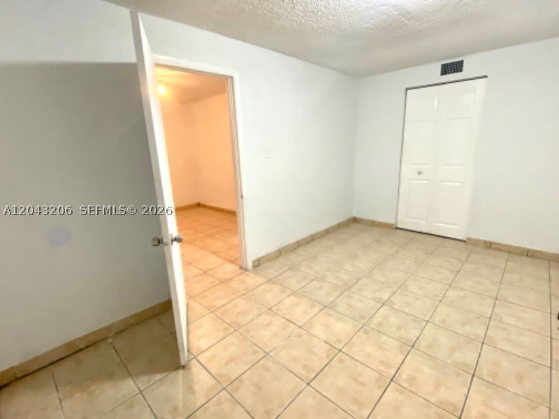4307 SW 9th ST – photo 3