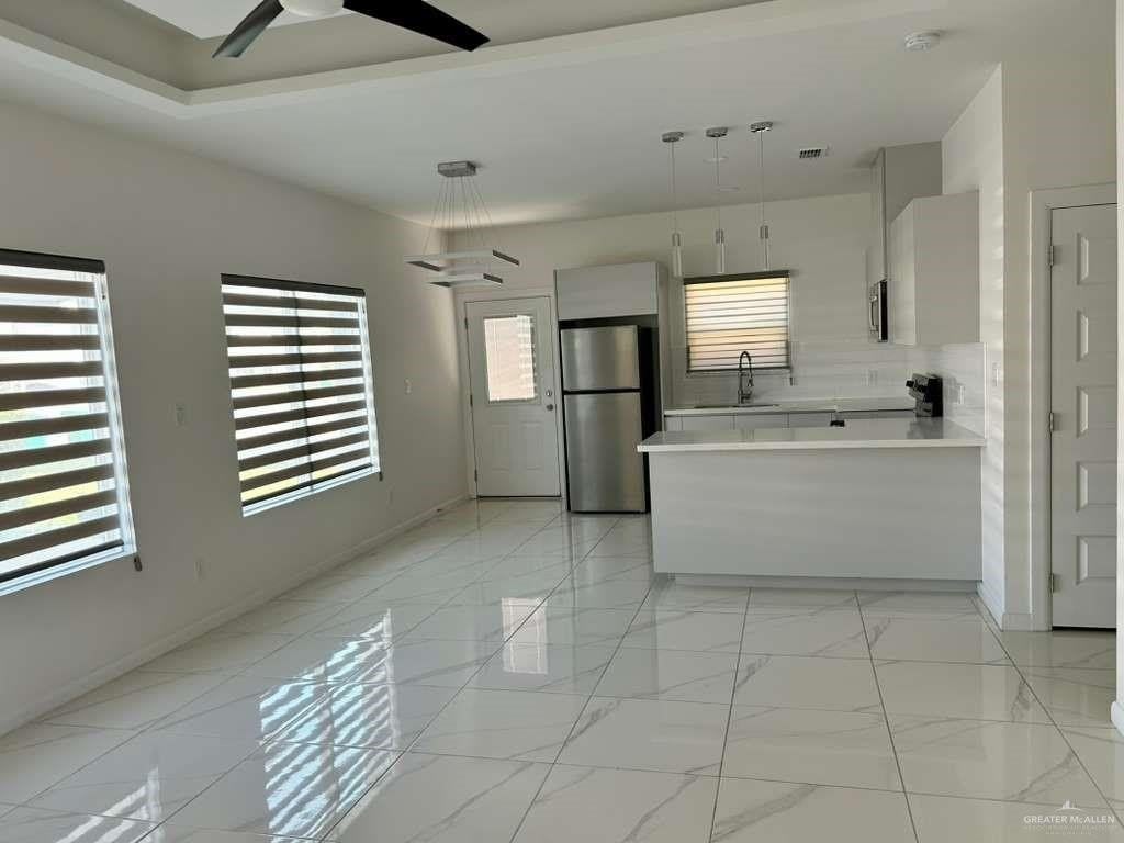 3512 S Dominique Drive – photo 2