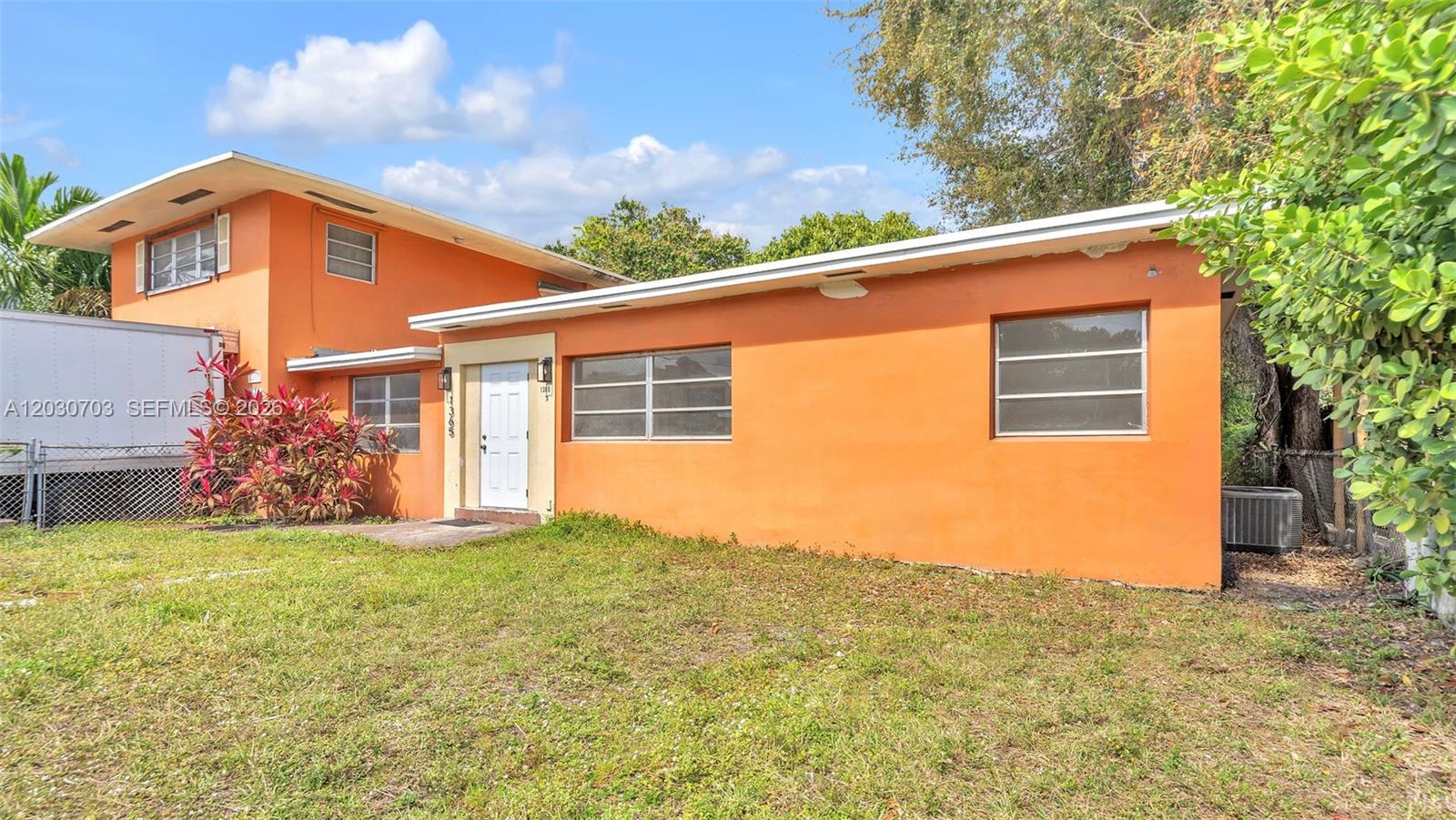 1365 Nw 55Th Terrace – photo 2