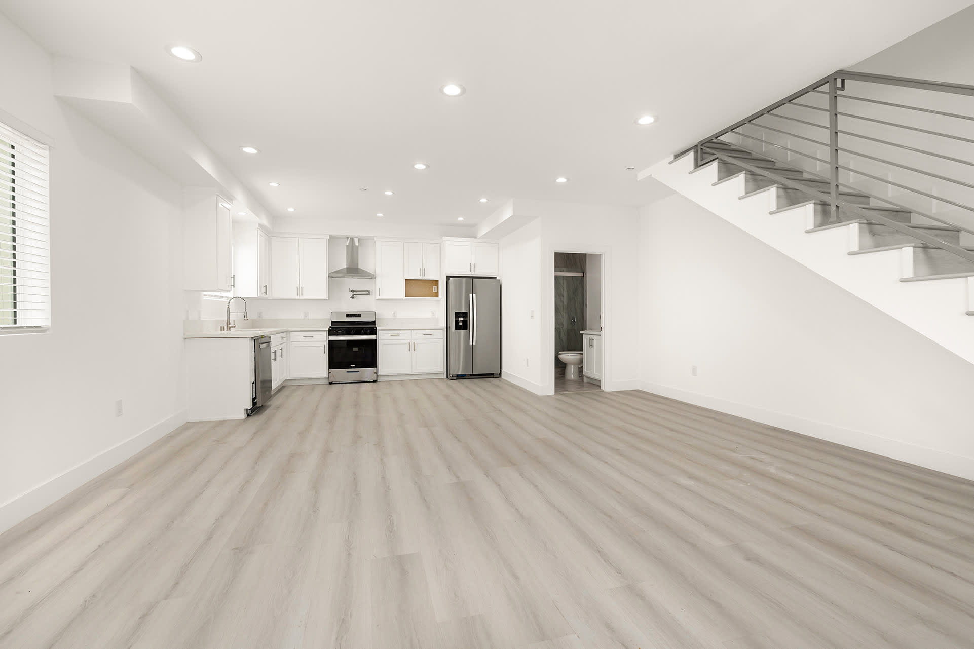 923 1/4 N. Beaudry Avenue – photo 3