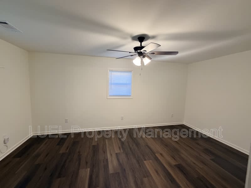 1050 Bedford Avenue – photo 5