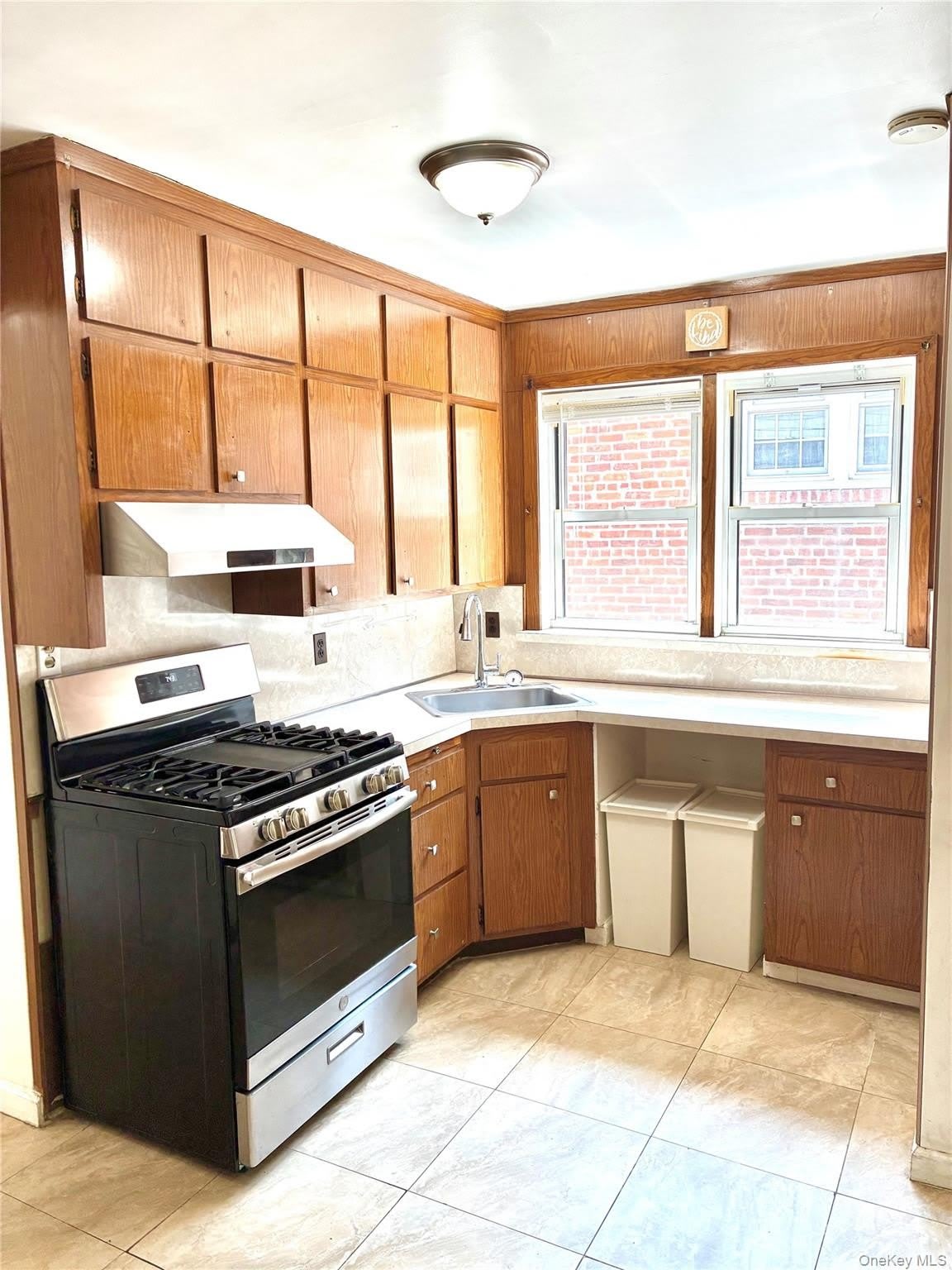 77-47 166th Street – photo 3