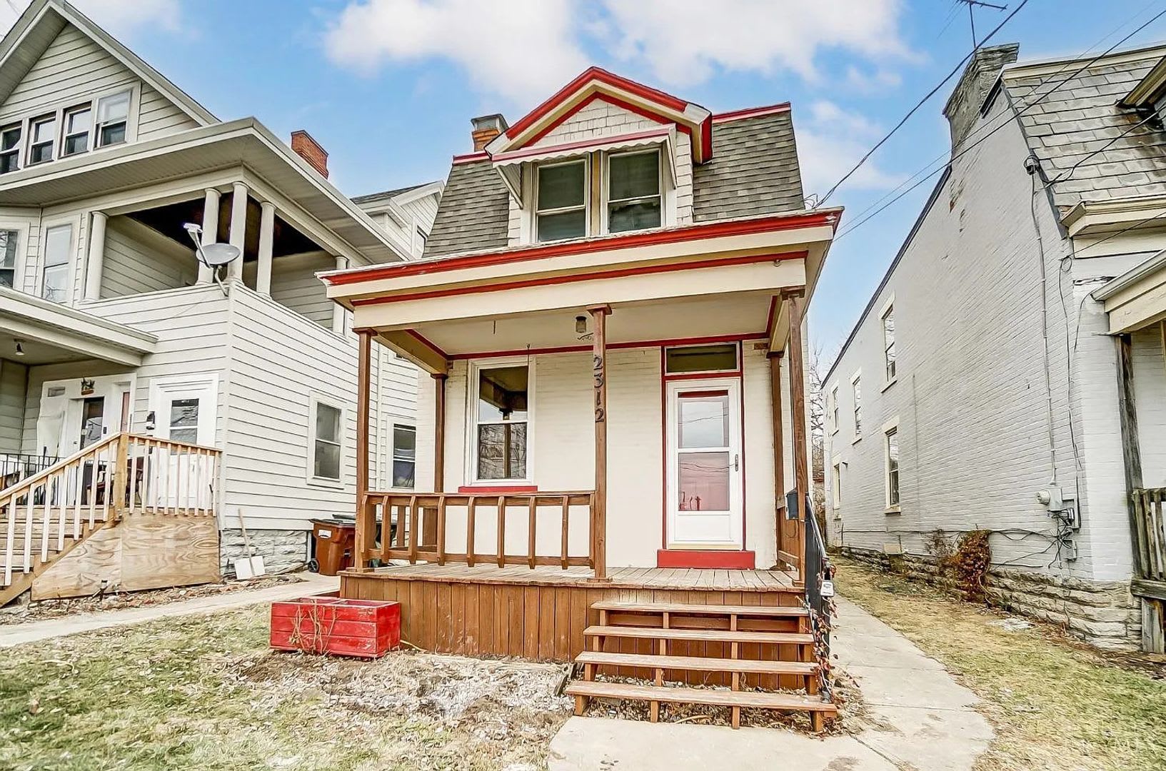 Norwood Charming Updated 3 Bedroom Home – photo 2