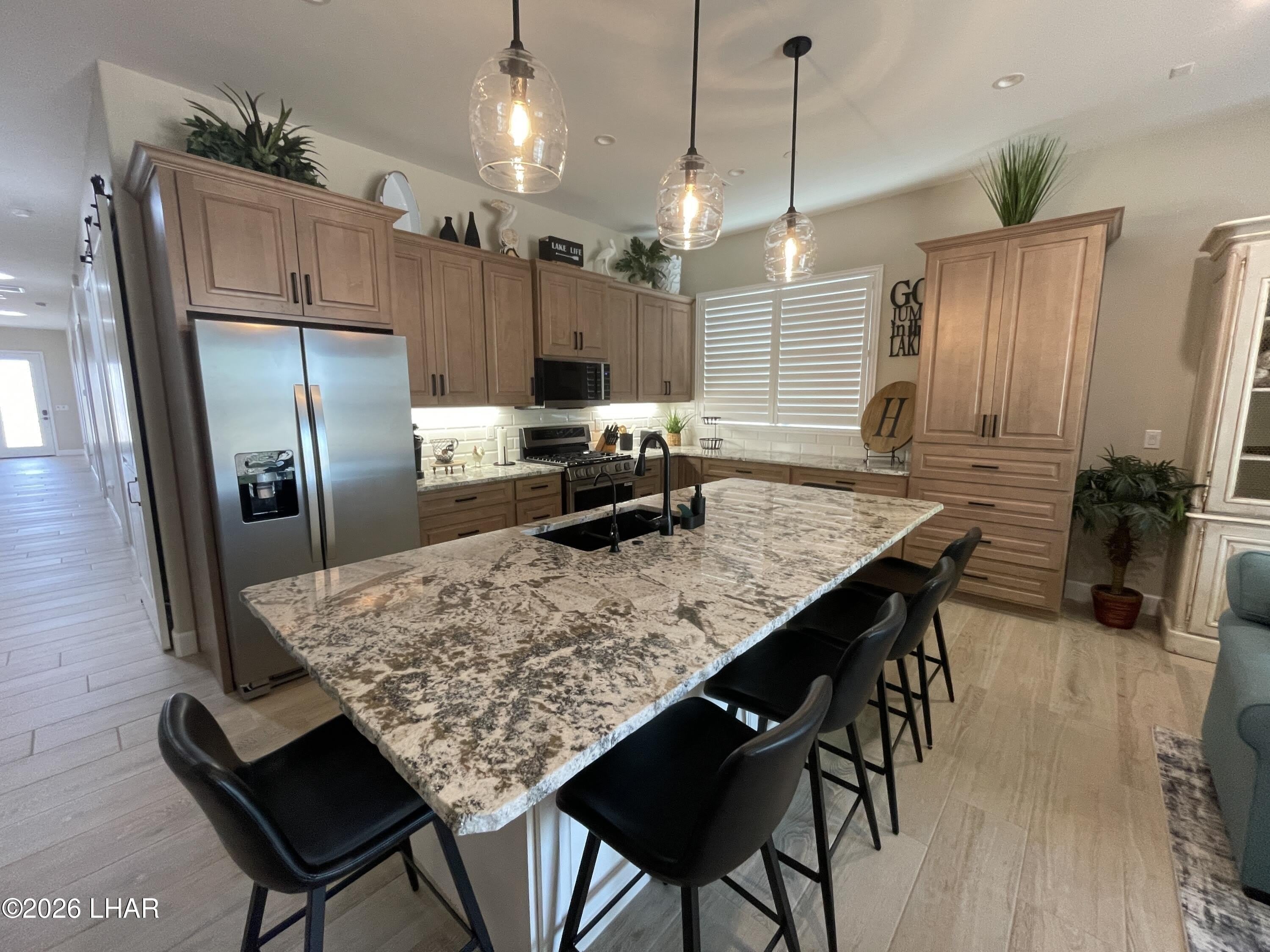 692 Island Cir – photo 3