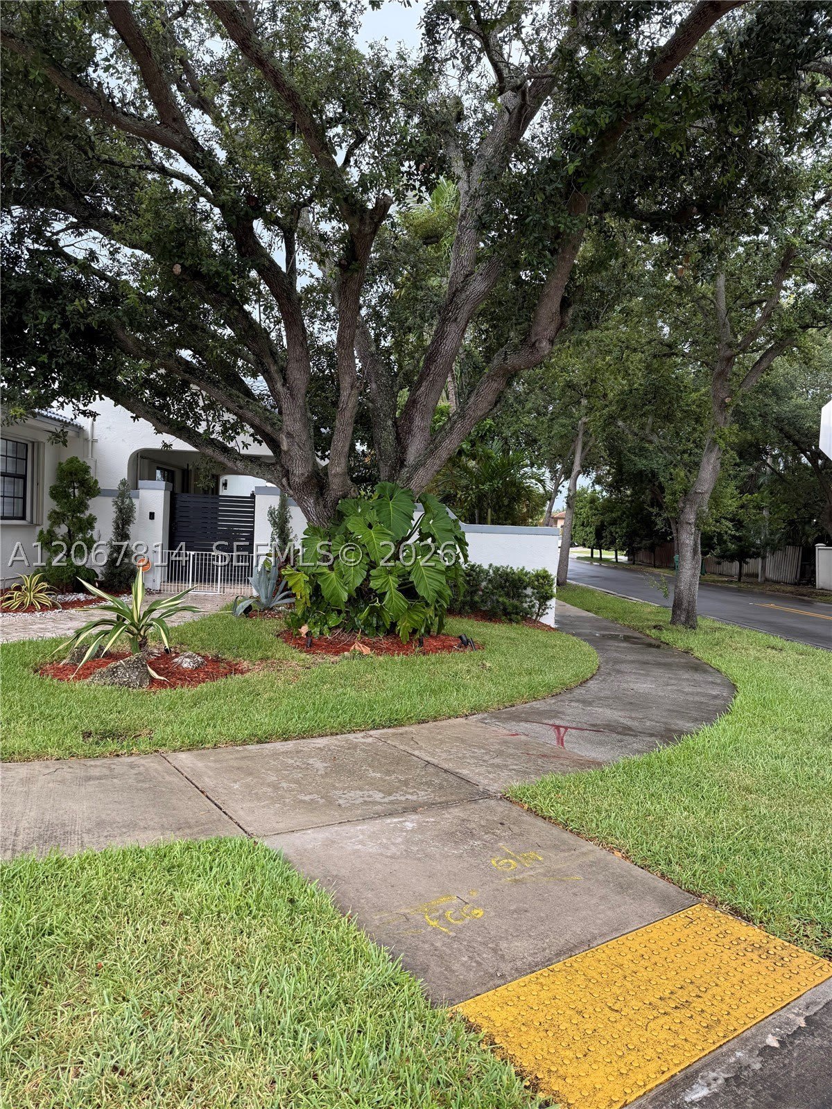 15158 NW 89th Ave – photo 4