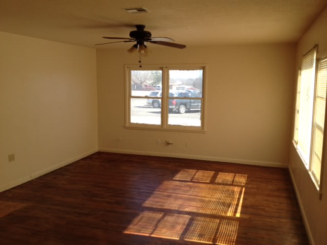 1902 W Spruce Ave – photo 4