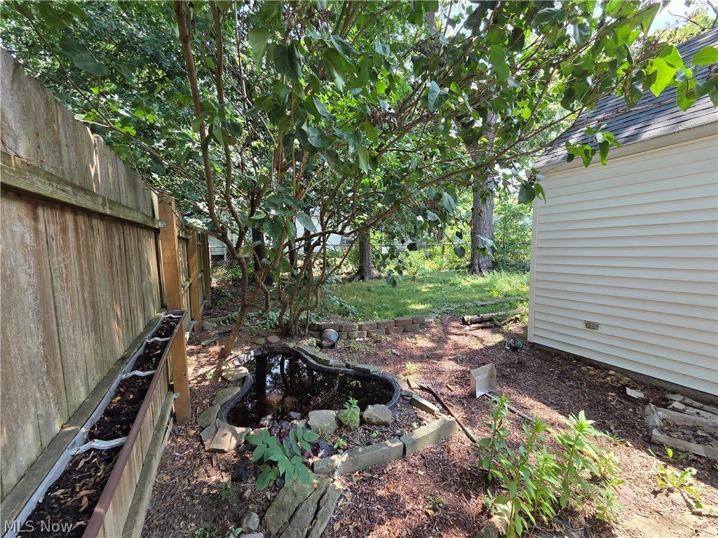 1501 E 248th Street – photo 3