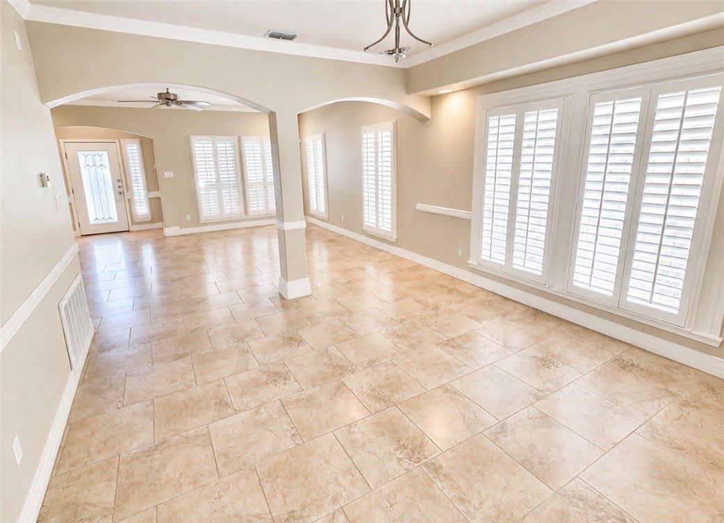 14730 Aquarius Street – photo 2