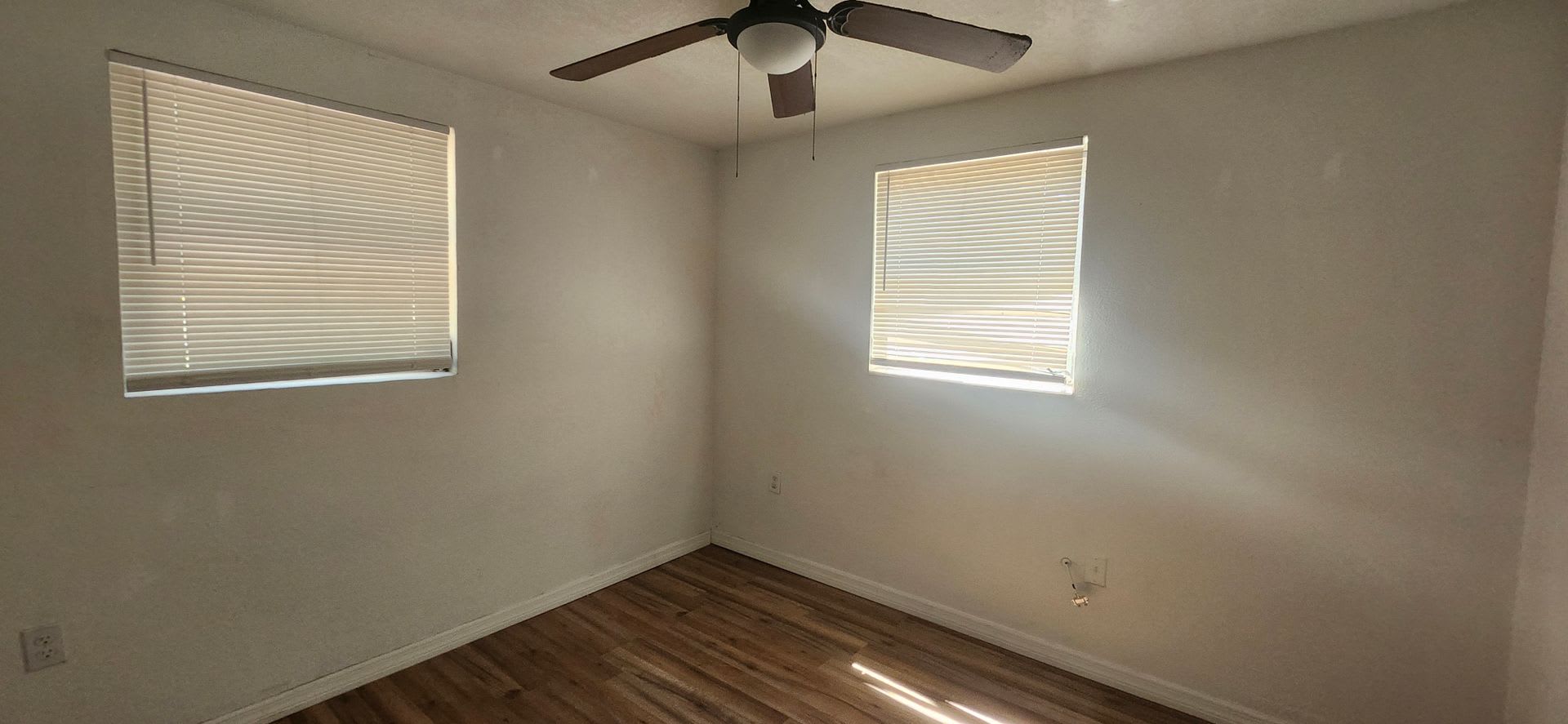 Charming 2 bedroom, 1 Bath – photo 5