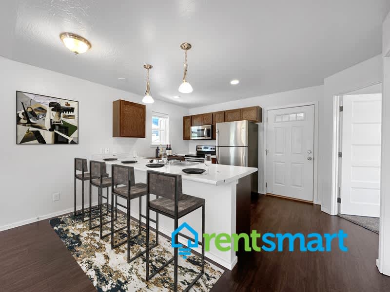 2245 South Avenue West 201 – photo 3