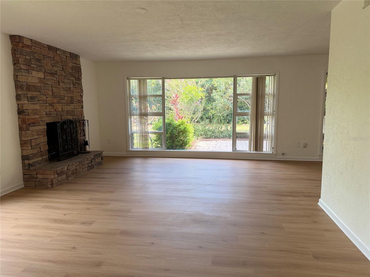 3 Bedroom 2 Bath Single Family Home W Garage Bonus Room – photo 5