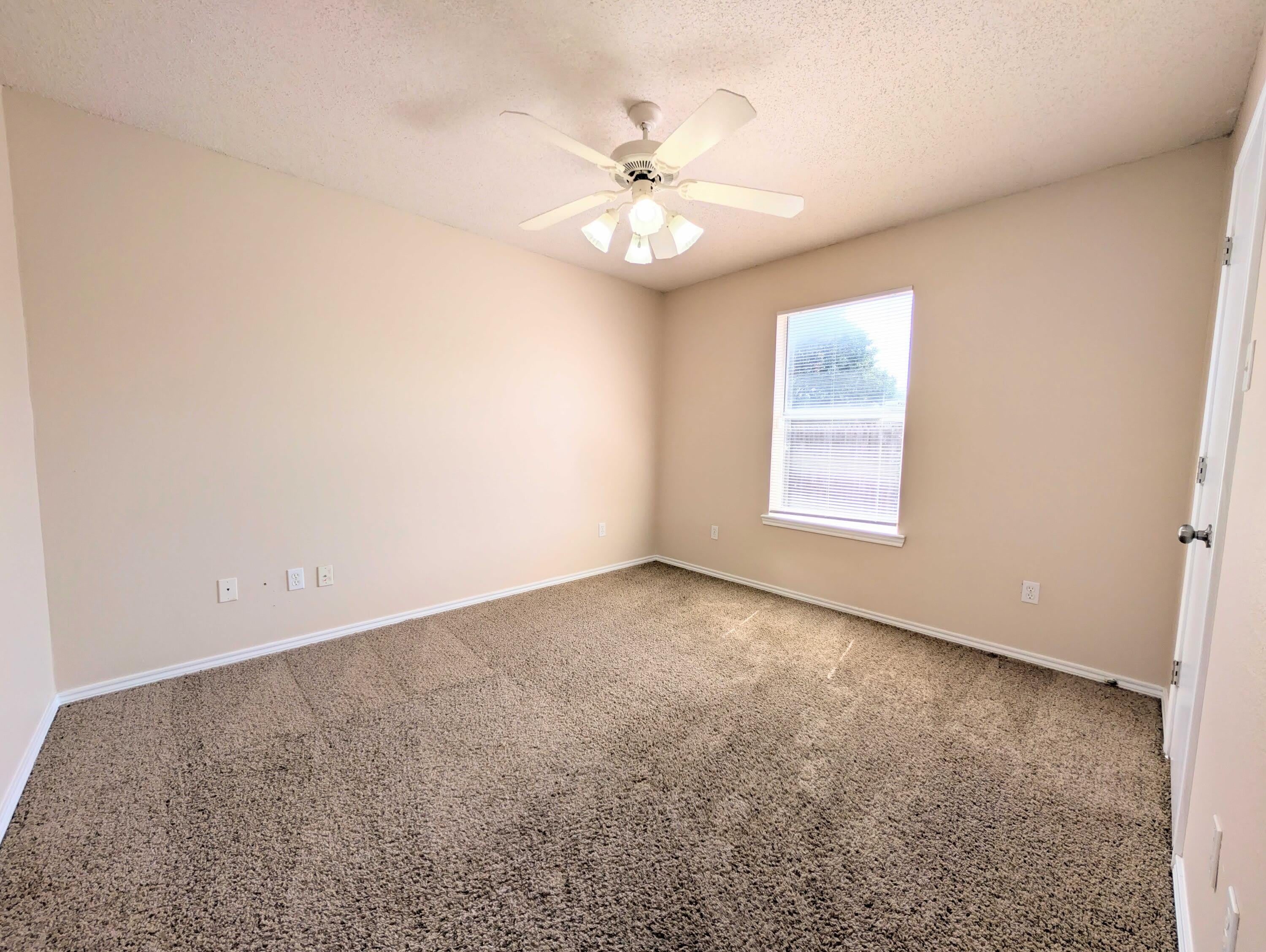 2517 108th Drive – photo 4