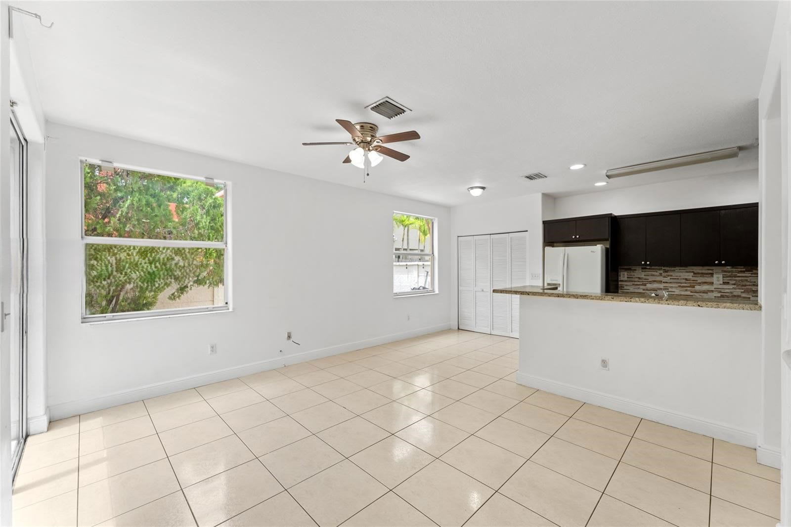 10819 Northwest 51st Lane – photo 5