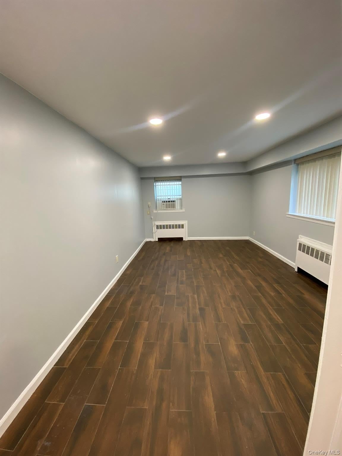 16 Frank Avenue – photo 4
