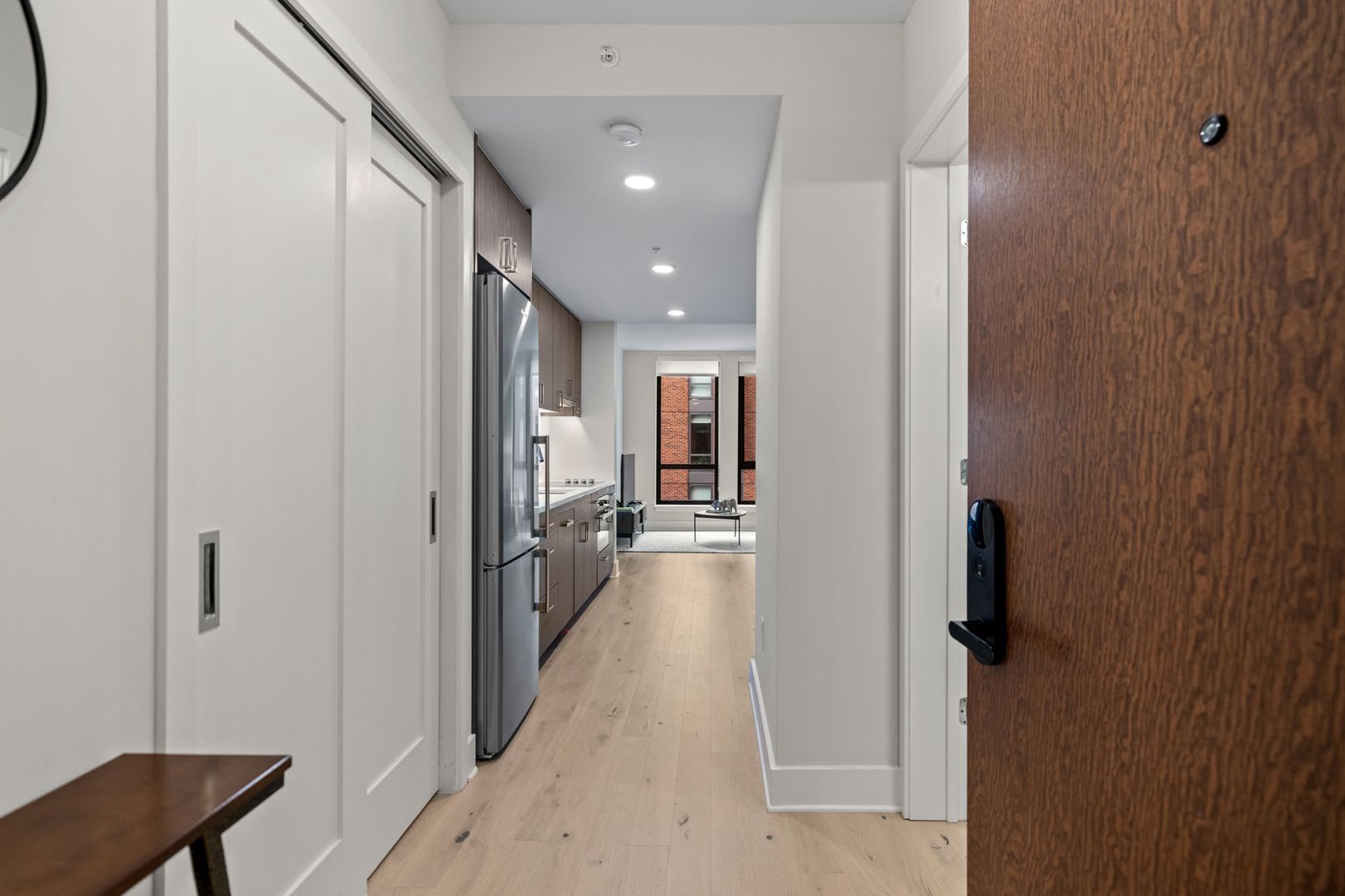 Avidian Condo 1 Bed 1 Bath 665 Sf Rental Parking Only – photo 2