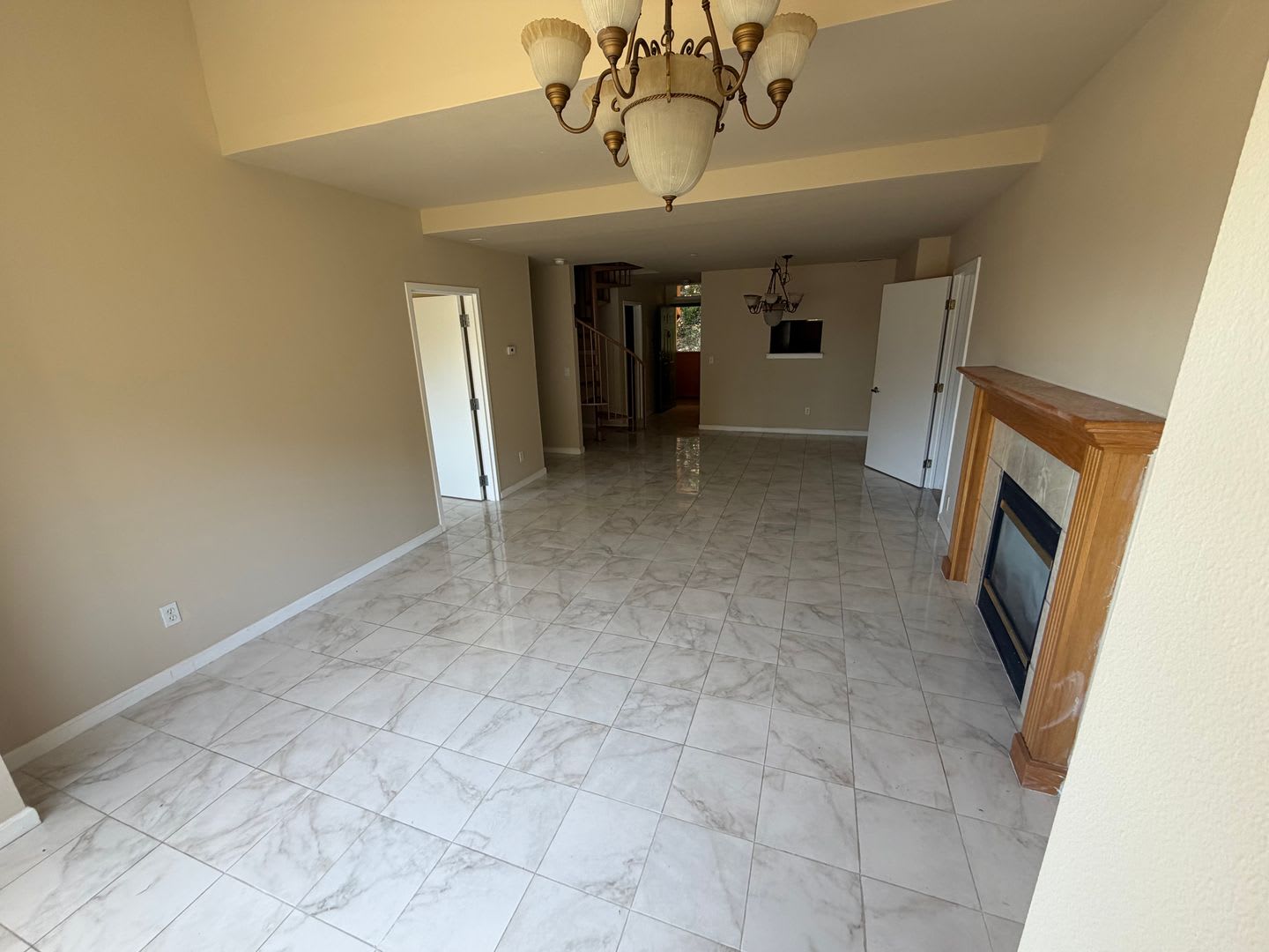 158 Caldecott Lane – photo 5