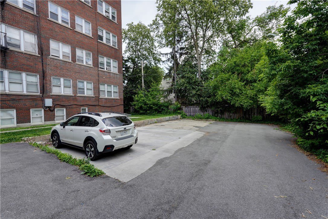 1226 Park Avenue – photo 2