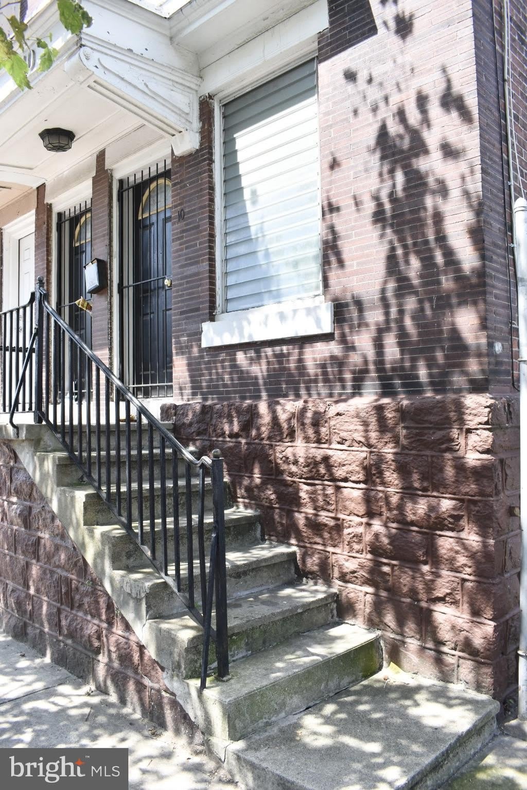 10 S 62ND Street – photo 1