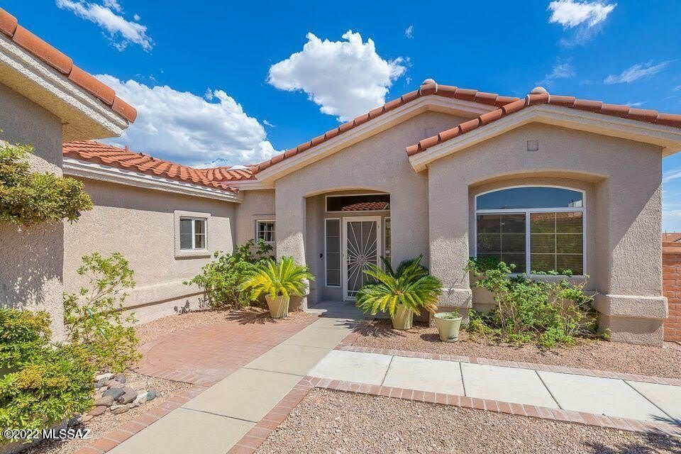 14256 N Greenspun Place – photo 2