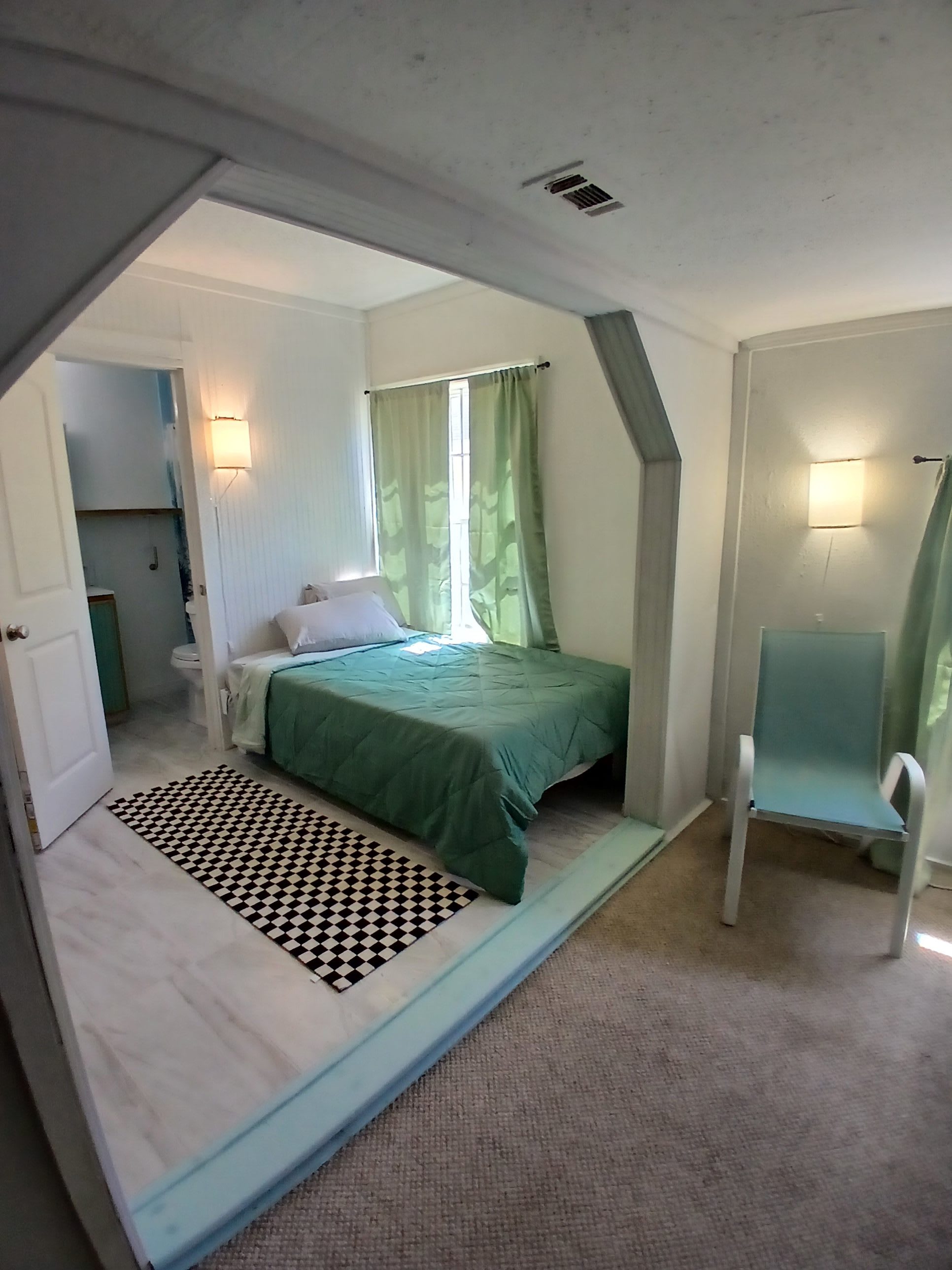 1208 Alba St – photo 1