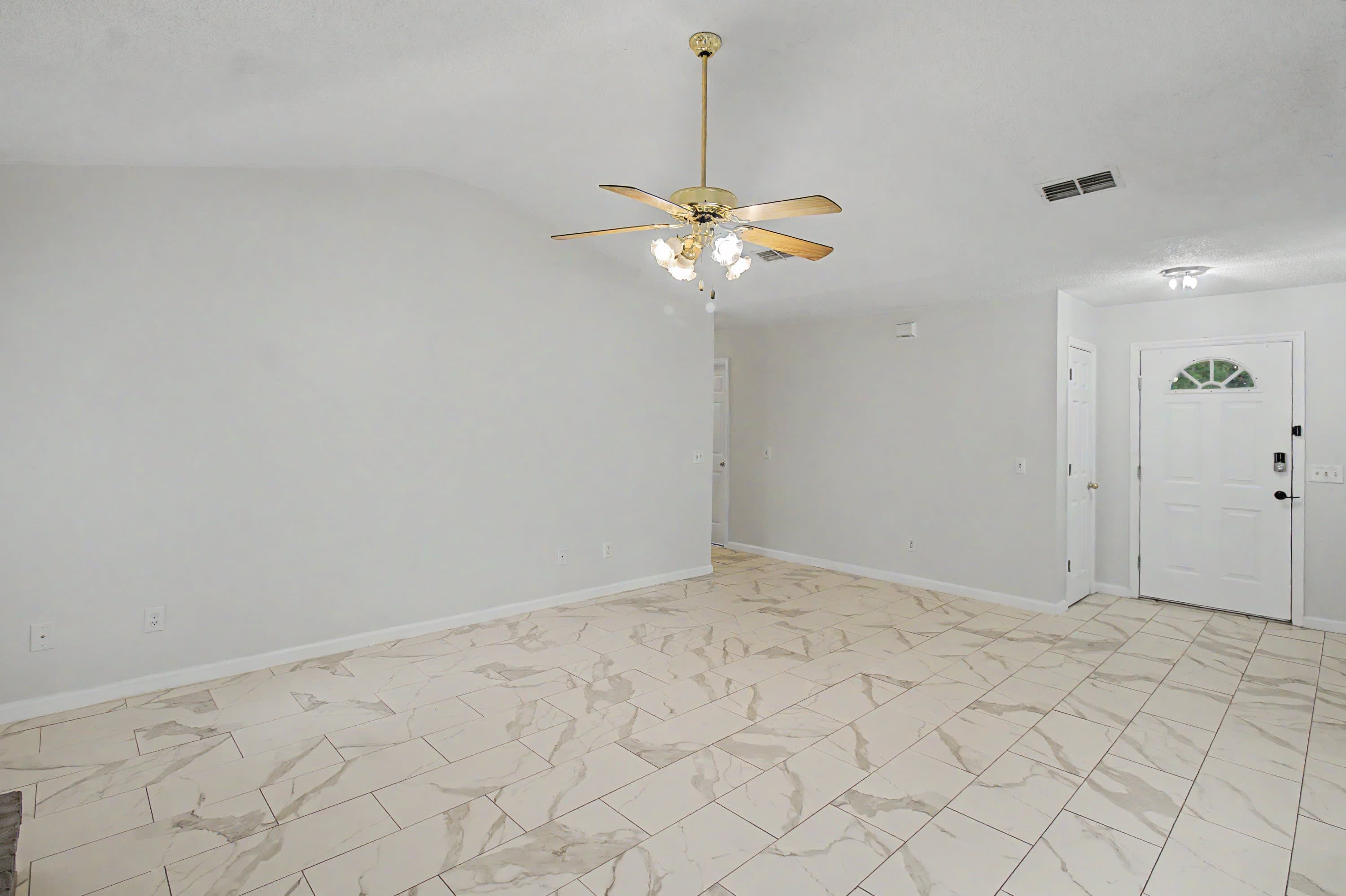 340 McCumber Drive – photo 5