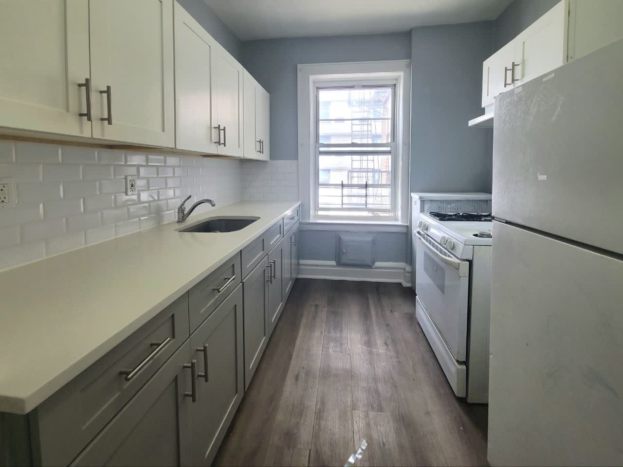 61 S Munn Ave – photo 2