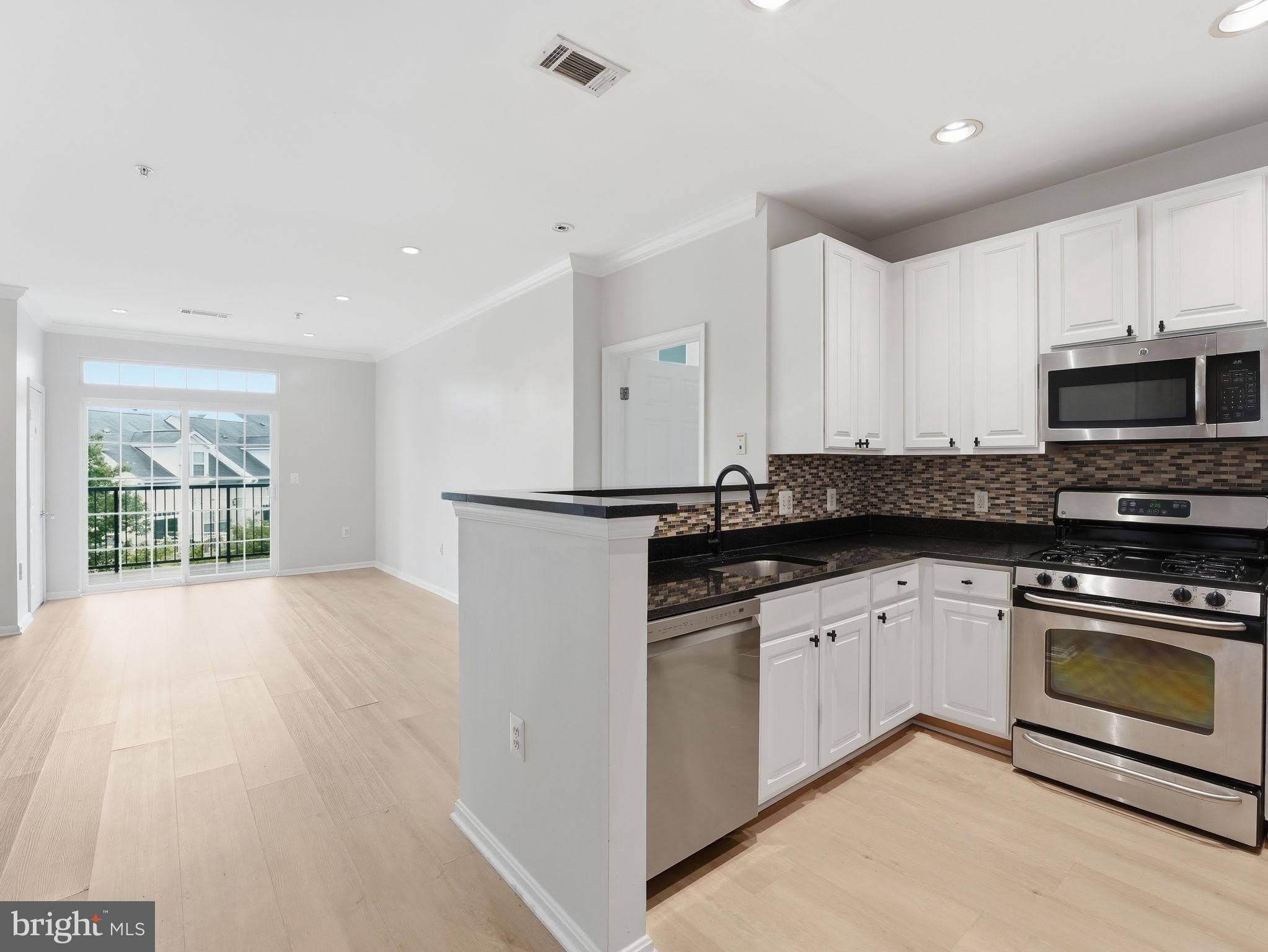 2301 25TH Street S – photo 4