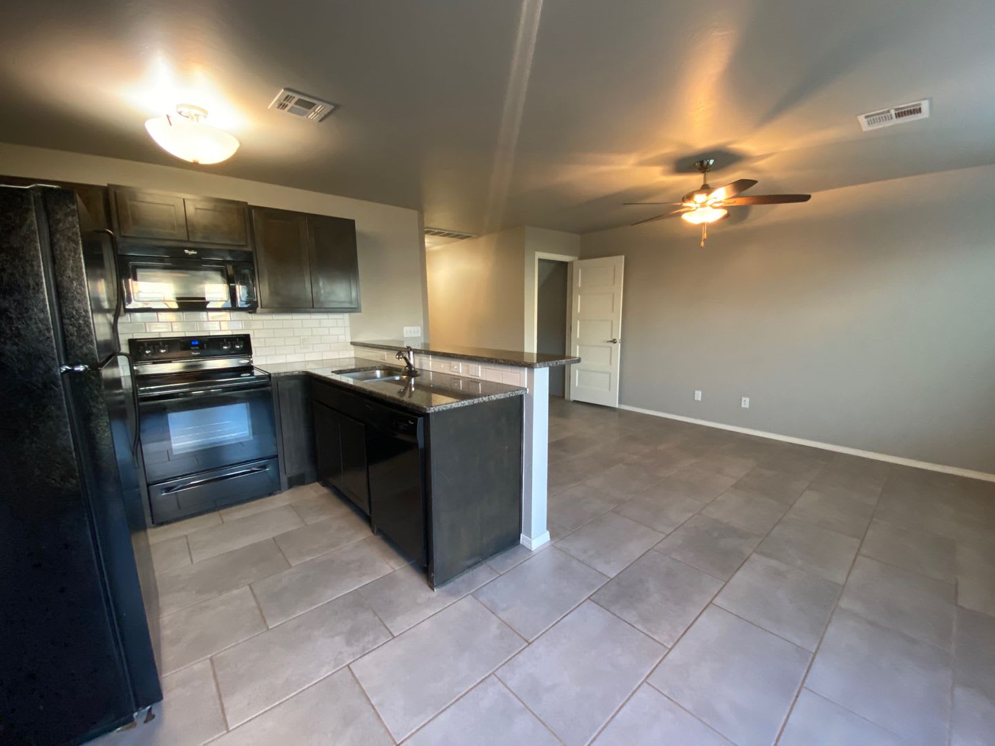 3 Bedroom 2.5 Bath in DEER CREEK SCHOOLS * Contact Info Below * – photo 3