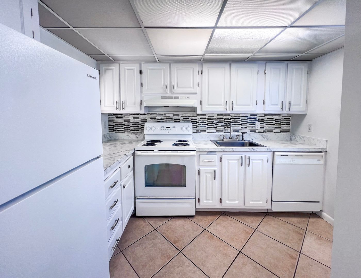 1 bed/1 bath condo in Sparrow – photo 2
