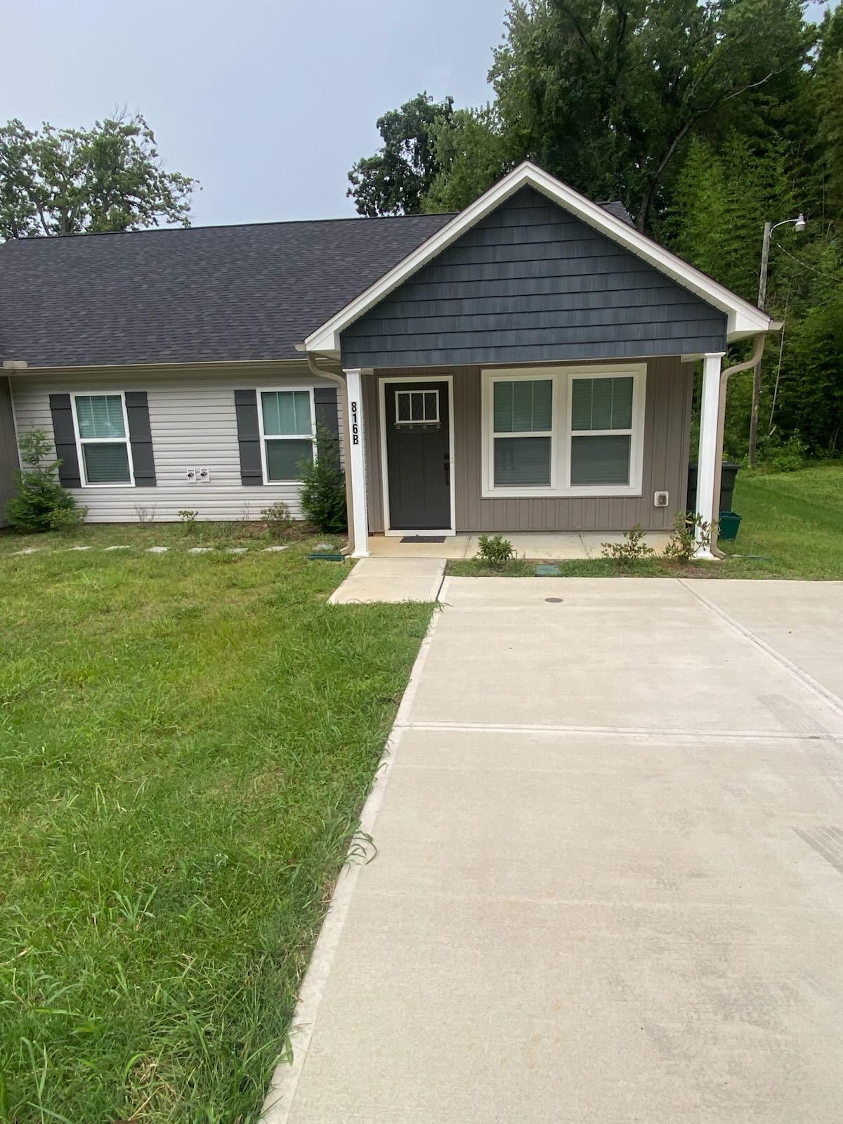 816 Unity St – photo 2