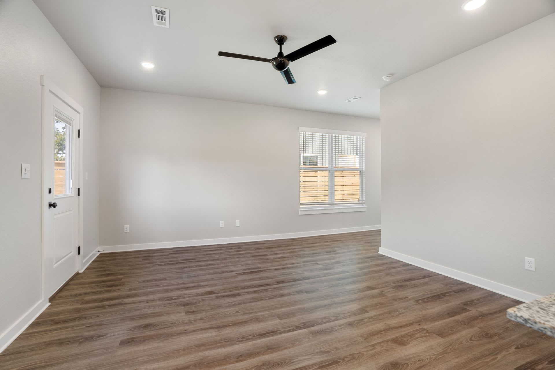 Charming 2 Bedroom In Pea Ridge – photo 3