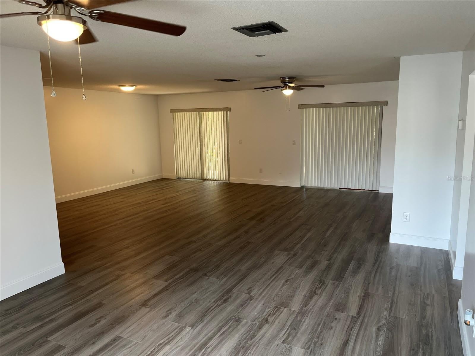 10108 BLUFF Court – photo 2