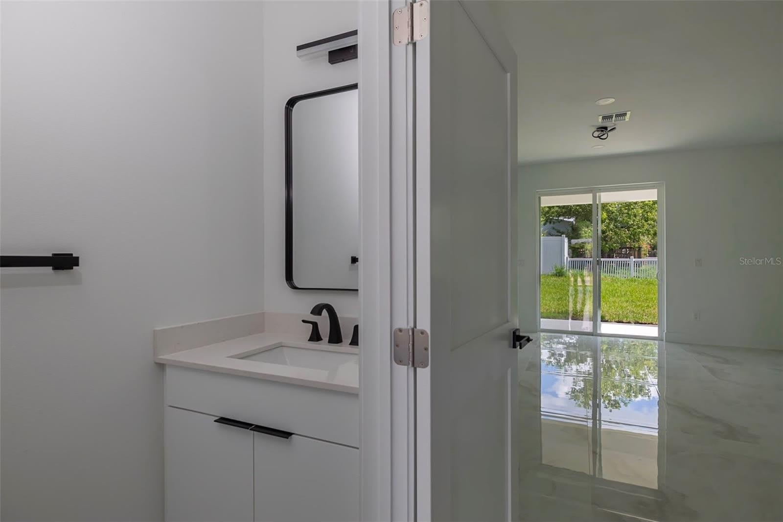 2025 BARROSO Street – photo 5
