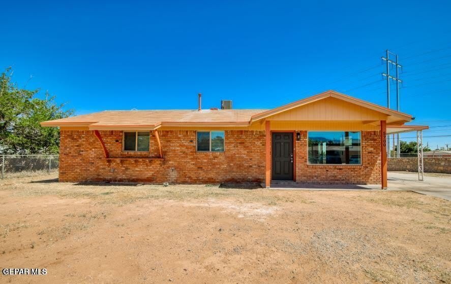 5700 EDINBURG Drive – photo 1