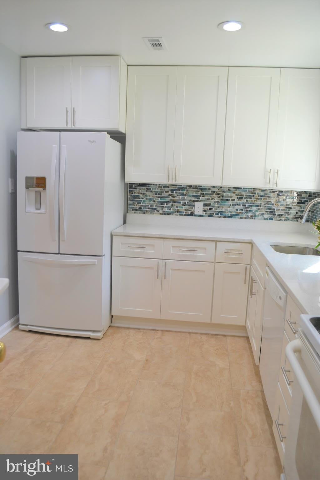 3809 WHISPERING Lane – photo 2