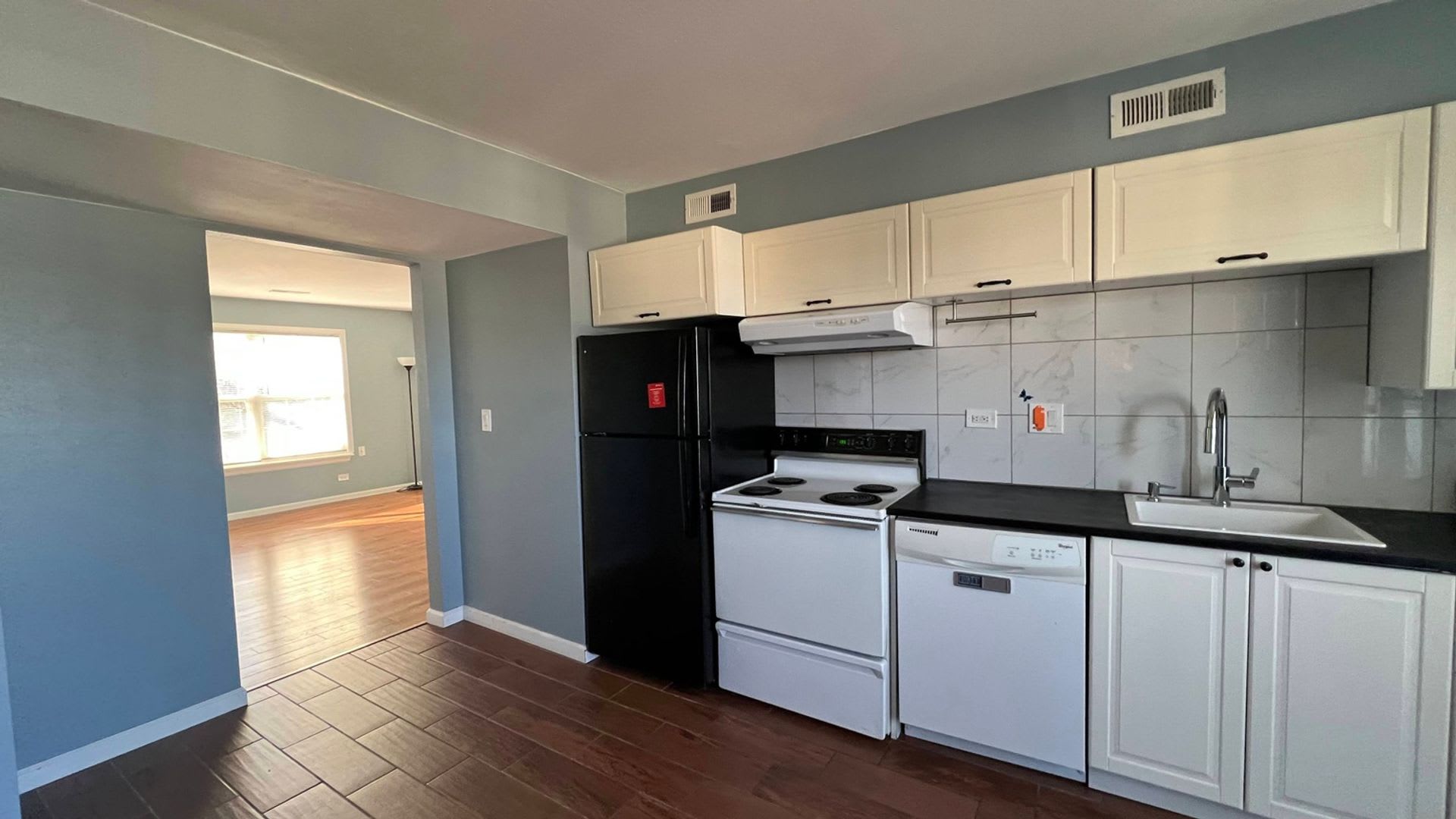 Convenient Denver 2-Bed Condo Near Walmart, Cherry Creek & I-25 – photo 5